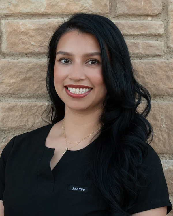 Joanna Holt – Dental Assistant